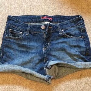 Refuge Jean Shorts
